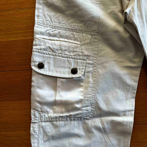 Beige straight-leg cargo pants with satin pockets like new, size S