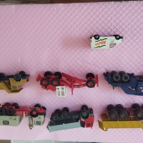 HO scale toy trucks and heavy vehicle, set of 7