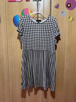 Summer dress used, size XL, black and white