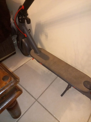 Xiaomi Mi electric scooter, black