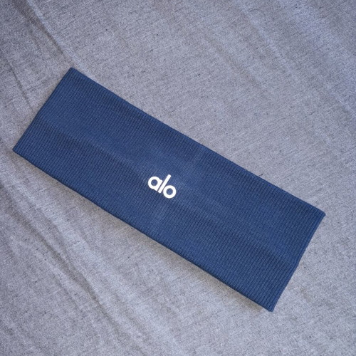 Alo Headband like new, blue, women's