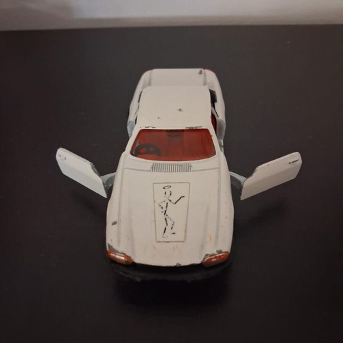 Jaguar XJS The Saint Corgi 1:36 diecast model used