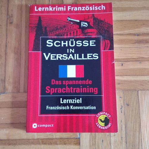 French Learning Book Coups de feu à Versailles used