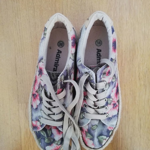 Admiral women's canvas shoes used, size 36, multicolor