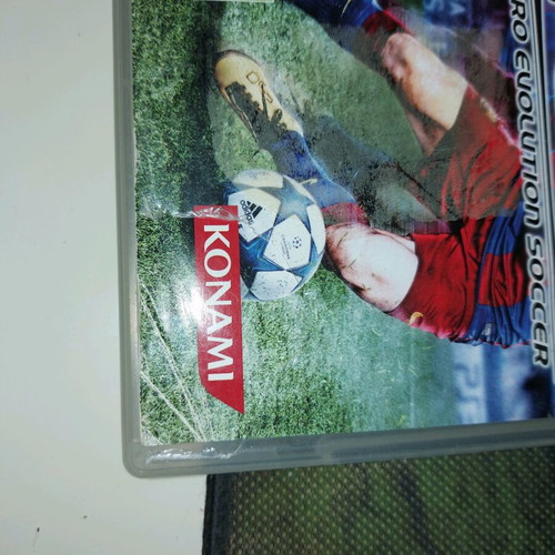 Pro Evolution Soccer 2011 PSP used, sports game