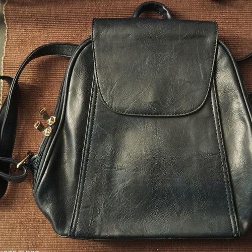 Women's bag pack like new, dark blue