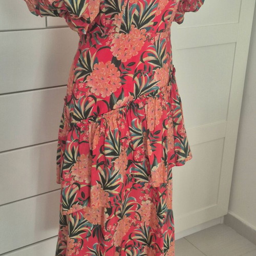 Farm Rio dress new with impressive sleeves and back, size XS
