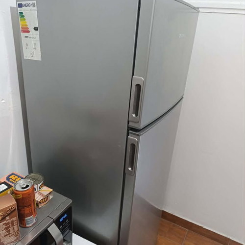 Daewoo two-door refrigerator 213 liters inox