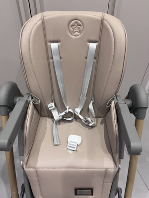 Bebe Stars Highchair like new