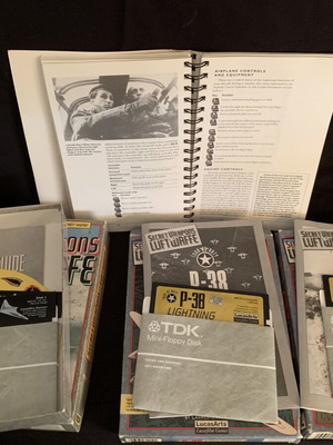 LucasArts Secret Weapons of the Luftwaffe Big Box με 2 επεκτάσεις παιχνίδι PC