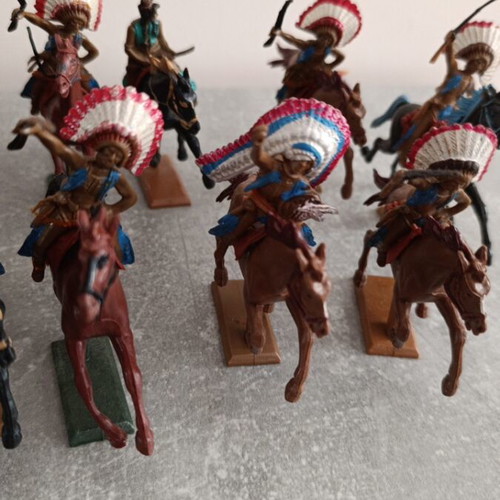 Indian horsemen figures set of 10 used