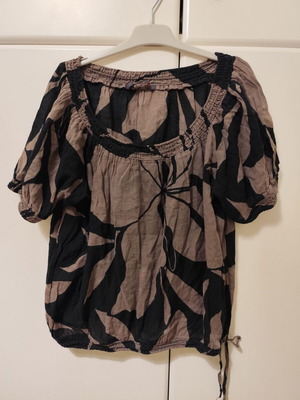 Badila blouse small like new