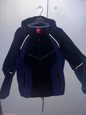 Nike Sportswear Tech Fleece Windrunner Jacket new, black and dark blue