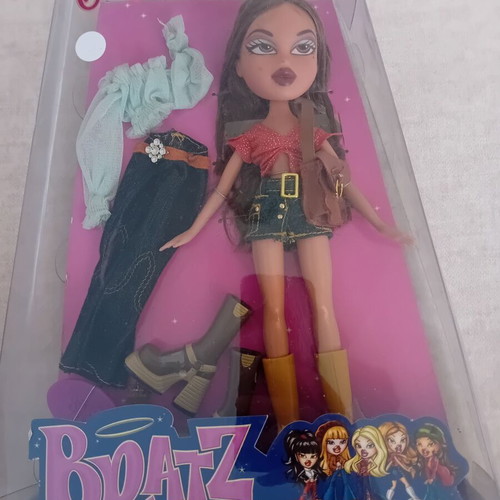 Bratz Yasmin doll 2002 vintage, new in box