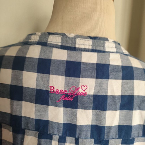 Basefield cotton women's shirt L/XL like new, white and blue
