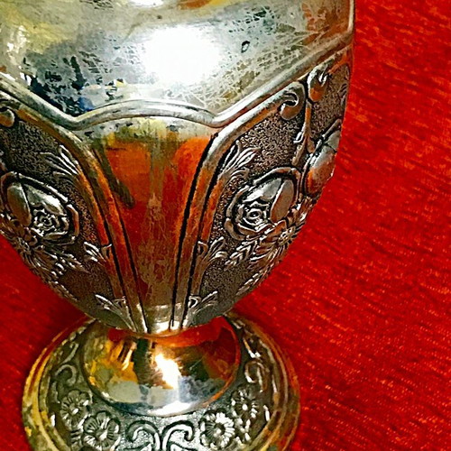 Antique intricately carved metal vase like new (silver-plated)