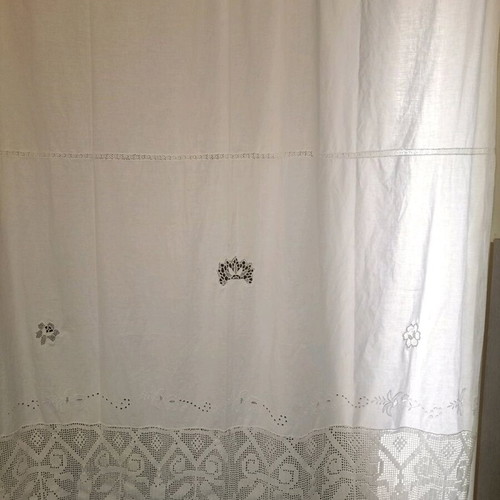 White handmade curtain with wide lace and appliqué embroidery new