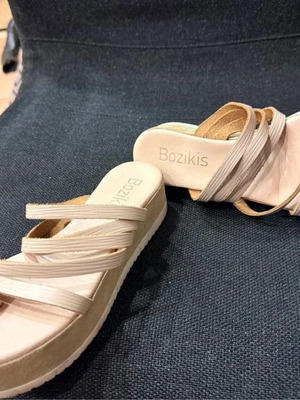 Bozikis sandals size 36 beige like new