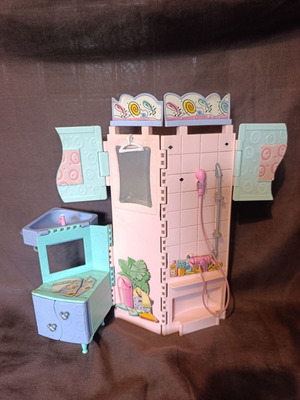 Barbie All Around Home Bathroom Playset used, vintage 2000, incomplete
