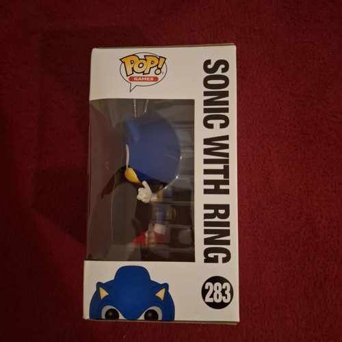 Funko Pop Sonic with Ring 283 like new
