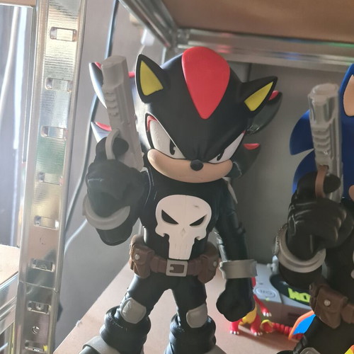 Φιγούρα Shadow the Hedgehog καινούργια, custom 3D printed με σχέδιο Punisher
