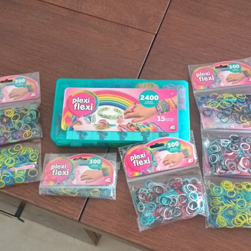 Flexi Plexi toy set new, 7 bags, 1 box
