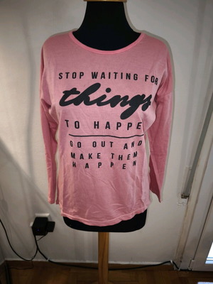 Pink pullover used, size M