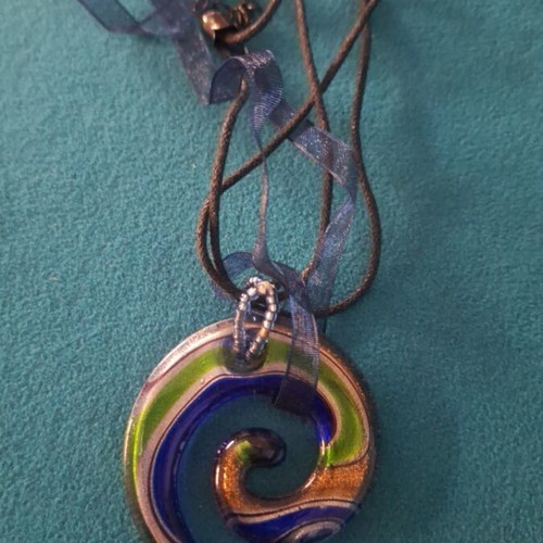 Murano necklace like new, multicolor