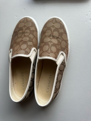 Coach woman slip-on sneakers size 38.5 like new, beige brown monogram