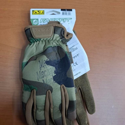 Mechanix Fastfit Woodland Camo Gloves Size L New