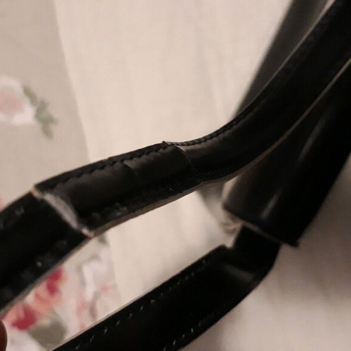 DKNY bag small like new, black