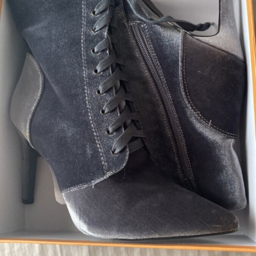Glamorous velvet ankle boots size 40 new, gray black