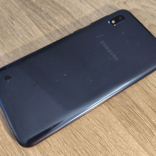 Samsung A10 used with scratches, blue, 32GB, Android