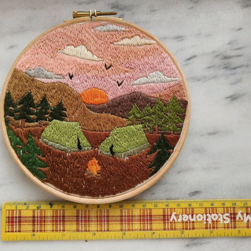 Handmade embroidery frame camping scenes 16 cm with hoop