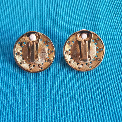 Vintage 80s clip earrings like new, gold tone with black enamel