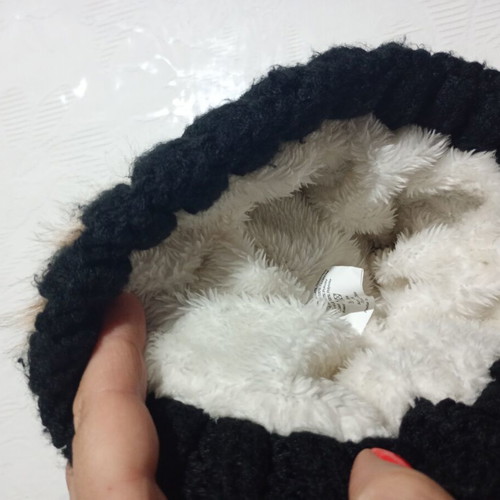 Knit hat like new, warm, black and brown, size M