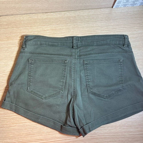 Stradivarius green denim shorts like new size M