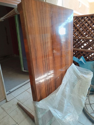 Τραπεζαρία μεταχειρισμένη με 6 πολυθρόνες