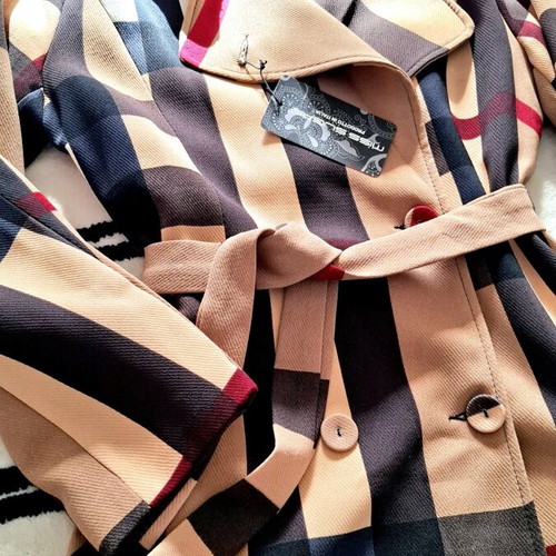 All of you checked coat 100% cotton new with belt size M