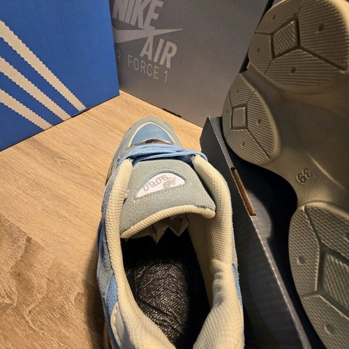 New Balance 9060 sports shoes like new, blue and cream