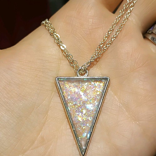 Handmade necklace new, silver with double chain and resin