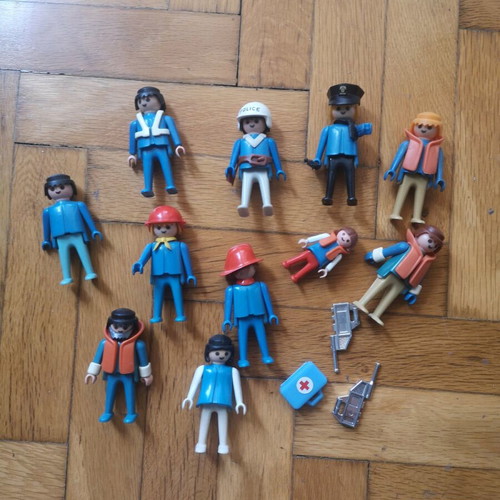 Playmobil Lyra Geobra used vintage figures from 1974