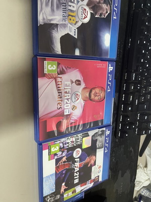 Παιχνίδια FIFA 18, 20, 21 για PS4
