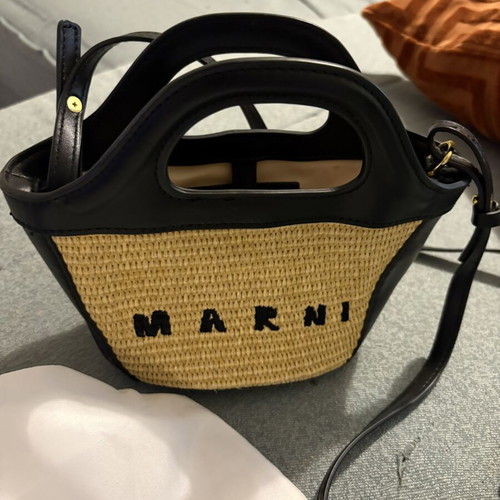 Marni Micro Raffia Tropicalia Tote bag like new, beige and black crossbody