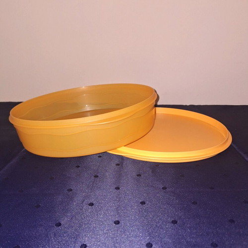 Tupperware new for storing sweets, pies, cakes, and meats