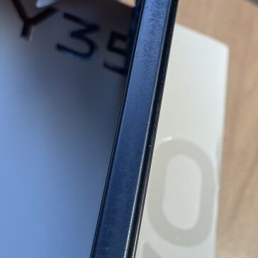 Vivo Y35 2022 smartphone used, 8GB RAM 256GB ROM, dual SIM, blue