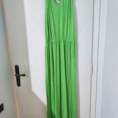 Green long dress with gold detail used, one size cotton elastic