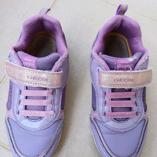 Geox Rapunzel No 30 athletic shoes used, purple
