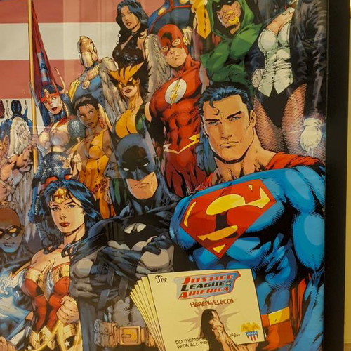 DC Justice League poster large, like new, framed with plexiglass