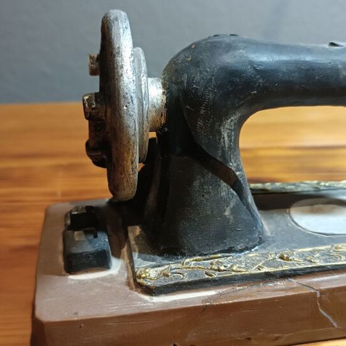 Decorative sewing machine new, ceramic